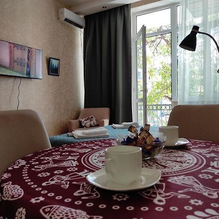 Tranquil Apartment In Vake Tbilisi Exteriér fotografie